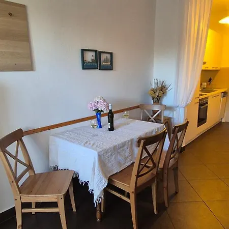 Golub Apartment