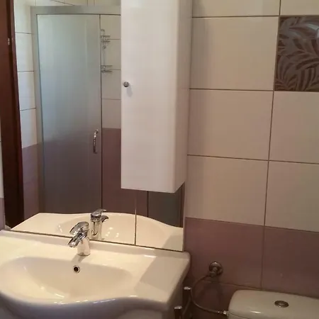 Golub Apartment *